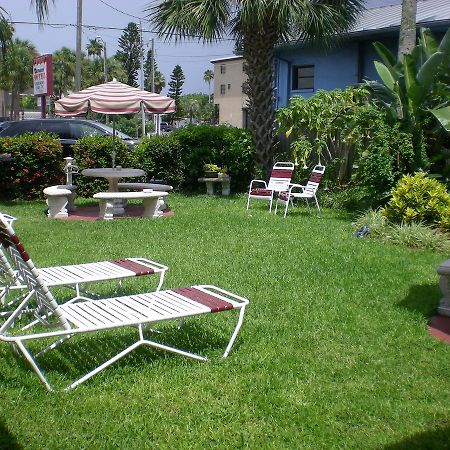 Carousel Suites -Redington Shores Exterior photo